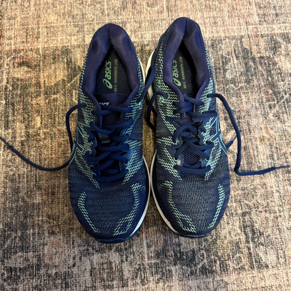 asics gel nimbus 20